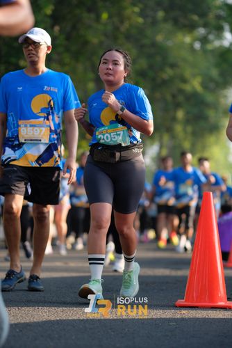 Race photo from Isoplus Run 2024 Surabaya