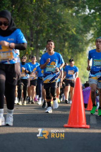 Race photo from Isoplus Run 2024 Surabaya