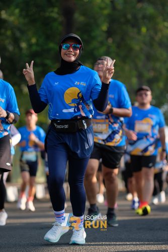 Race photo from Isoplus Run 2024 Surabaya