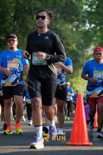 Race photo from Isoplus Run 2024 Surabaya