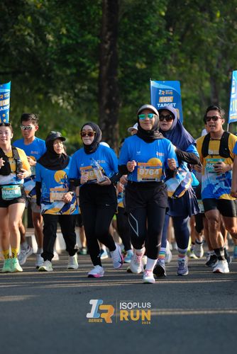 Race photo from Isoplus Run 2024 Surabaya