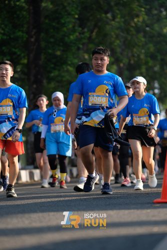 Race photo from Isoplus Run 2024 Surabaya