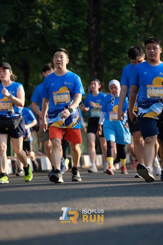 Race photo from Isoplus Run 2024 Surabaya