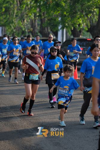 Race photo from Isoplus Run 2024 Surabaya