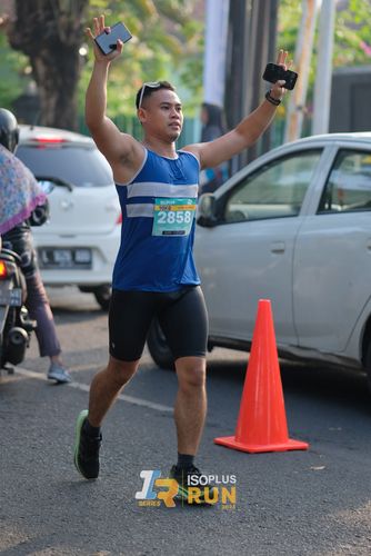Race photo from Isoplus Run 2024 Surabaya