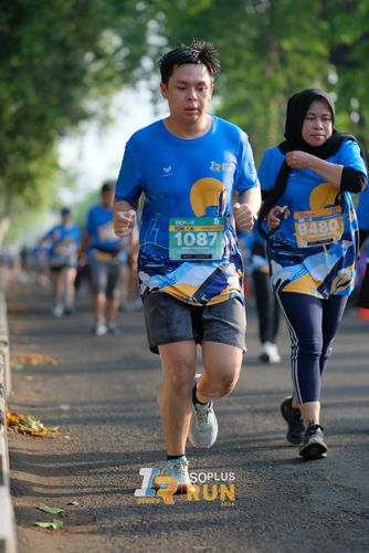 Race photo from Isoplus Run 2024 Surabaya