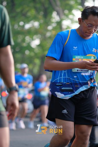 Race photo from Isoplus Run 2024 Surabaya