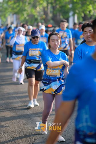 Race photo from Isoplus Run 2024 Surabaya