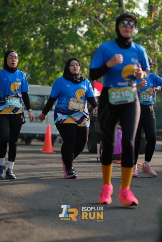 Race photo from Isoplus Run 2024 Surabaya