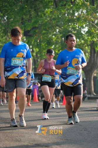 Race photo from Isoplus Run 2024 Surabaya