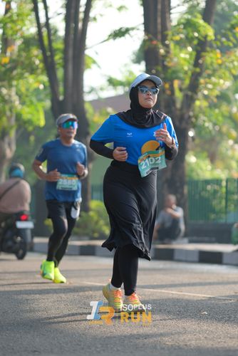 Race photo from Isoplus Run 2024 Surabaya