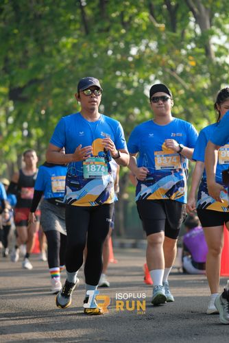 Race photo from Isoplus Run 2024 Surabaya