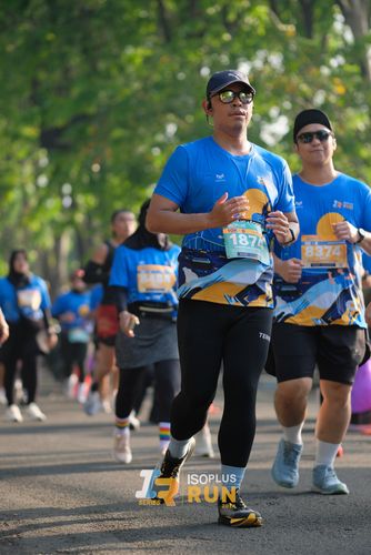 Race photo from Isoplus Run 2024 Surabaya