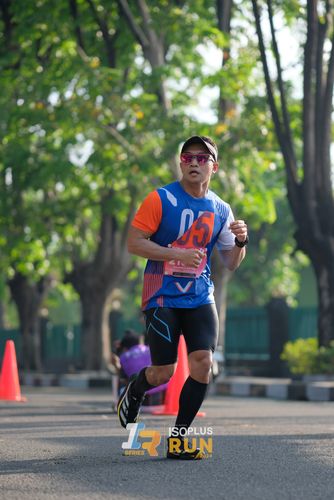Race photo from Isoplus Run 2024 Surabaya