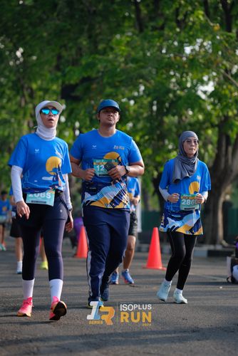 Race photo from Isoplus Run 2024 Surabaya