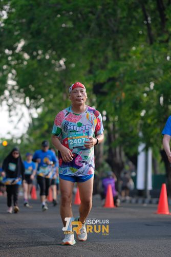 Race photo from Isoplus Run 2024 Surabaya