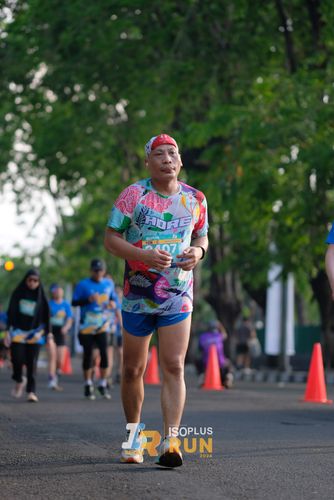 Race photo from Isoplus Run 2024 Surabaya