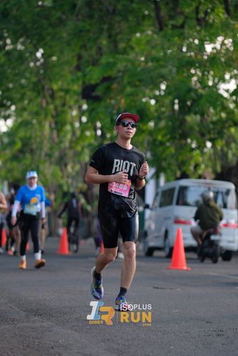 Race photo from Isoplus Run 2024 Surabaya