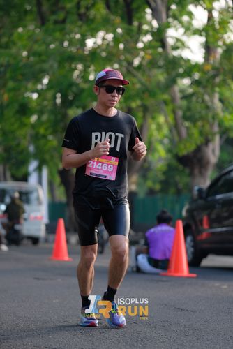 Race photo from Isoplus Run 2024 Surabaya