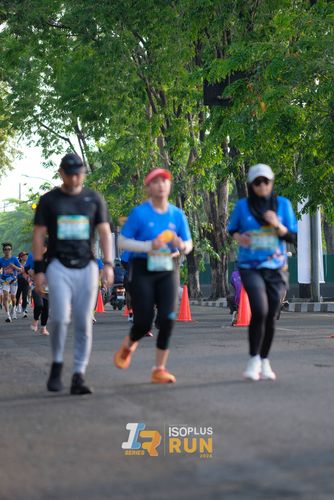Race photo from Isoplus Run 2024 Surabaya