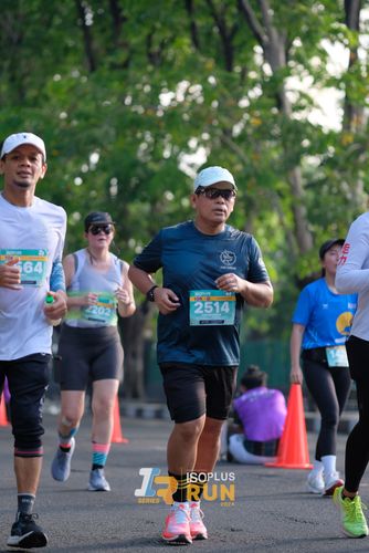 Race photo from Isoplus Run 2024 Surabaya