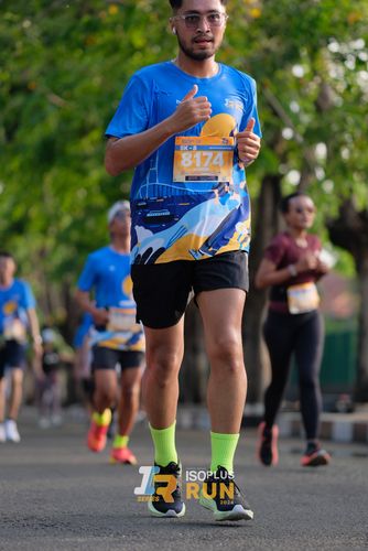 Race photo from Isoplus Run 2024 Surabaya
