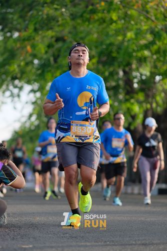Race photo from Isoplus Run 2024 Surabaya