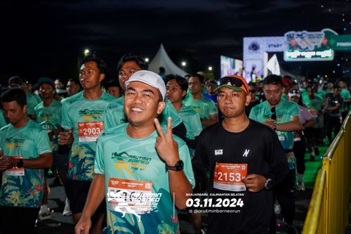Race photo from Arutmin Borneo Run 2024