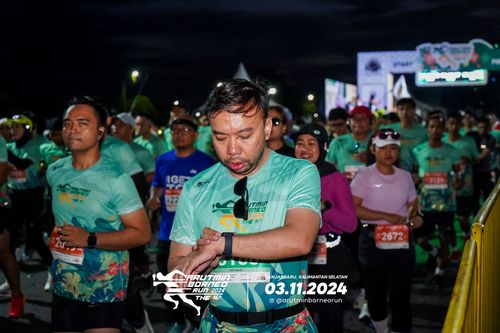 Race photo from Arutmin Borneo Run 2024