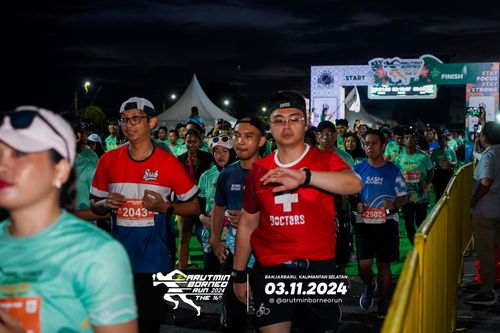 Race photo from Arutmin Borneo Run 2024