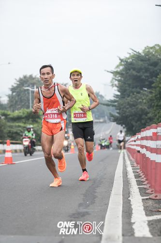Race photo from ONE RUN 10K 2025