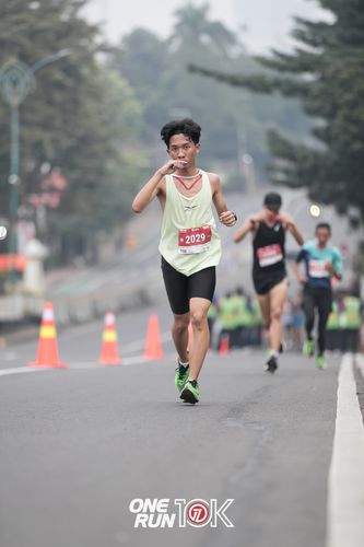 Race photo from ONE RUN 10K 2025