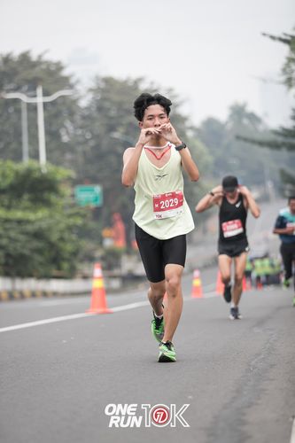 Race photo from ONE RUN 10K 2025