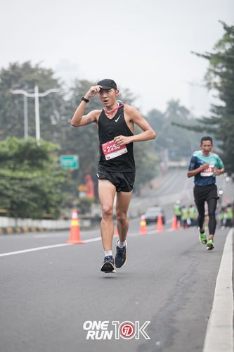Race photo from ONE RUN 10K 2025