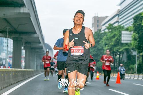 Race photo from ONE RUN 10 K