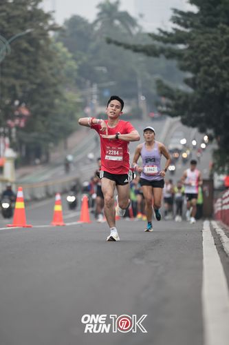 Race photo from ONE RUN 10K 2025