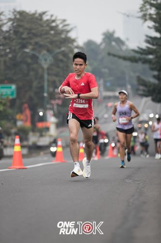 Race photo from ONE RUN 10K 2025