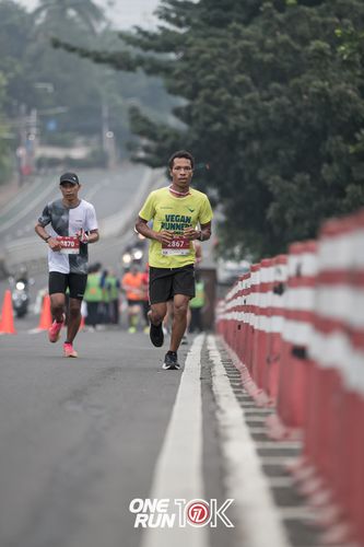 Race photo from ONE RUN 10K 2025