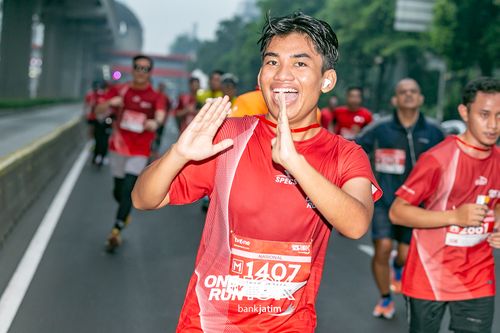 Race photo from ONE RUN 10 K
