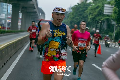 Race photo from ONE RUN 10 K