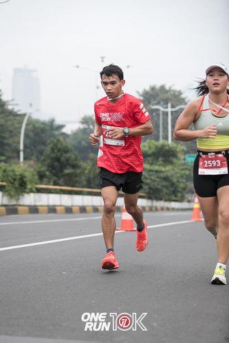 Race photo from ONE RUN 10K 2025