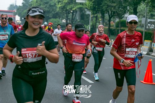 Race photo from ONE RUN 10 K