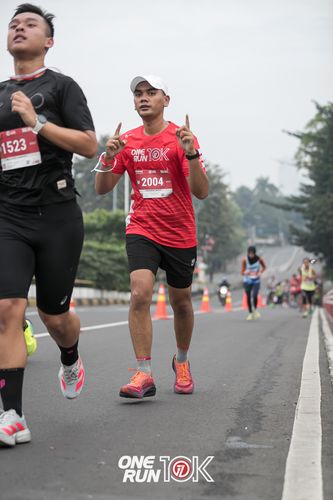 Race photo from ONE RUN 10K 2025