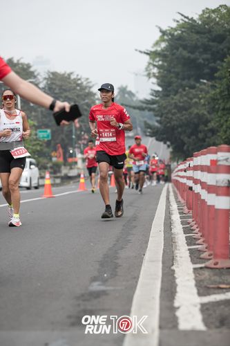 Race photo from ONE RUN 10K 2025