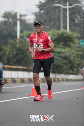 Race photo from ONE RUN 10K 2025