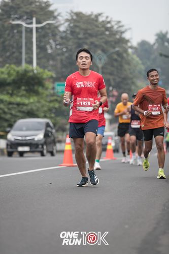 Race photo from ONE RUN 10K 2025