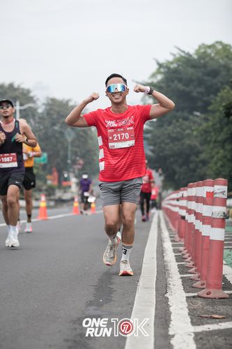 Race photo from ONE RUN 10K 2025