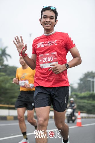 Race photo from ONE RUN 10K 2025