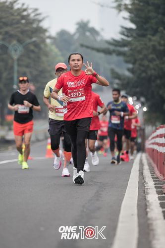 Race photo from ONE RUN 10K 2025