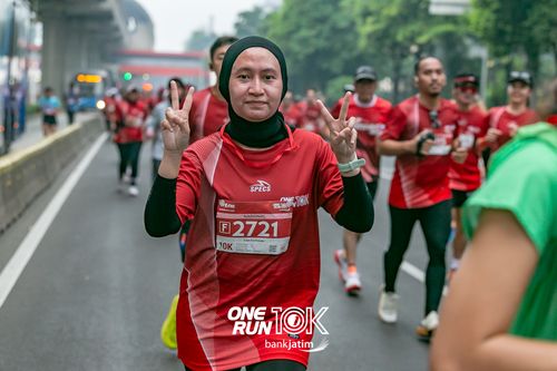 Race photo from ONE RUN 10 K